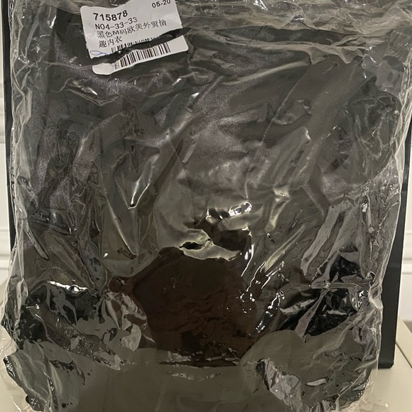 Women’s satin robe with lace sleeves - Picture 4 of 5